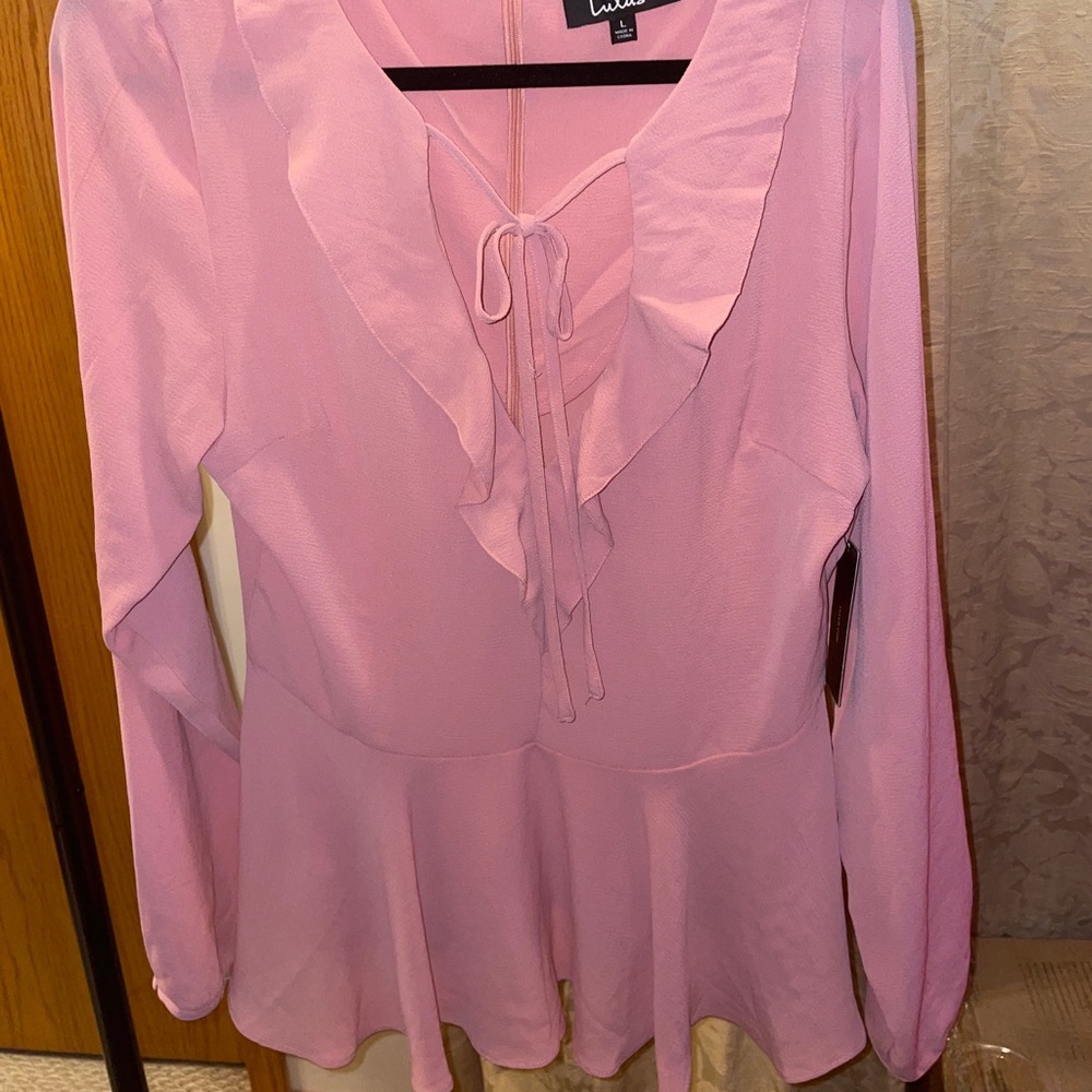 Pink Lulus long sleeve shirt
